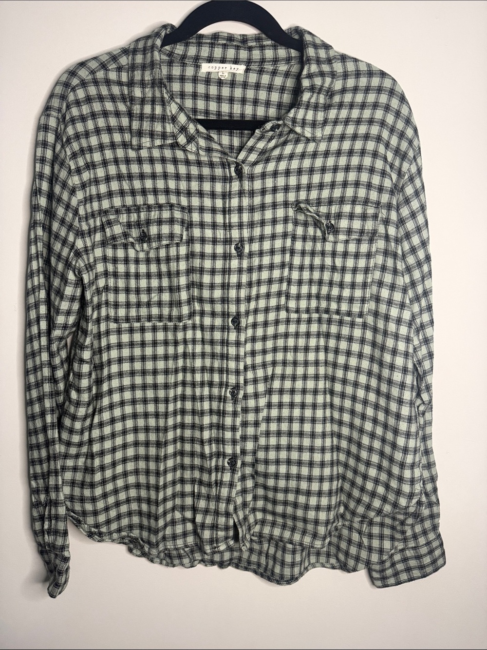 Women's Plaid Shirt Label